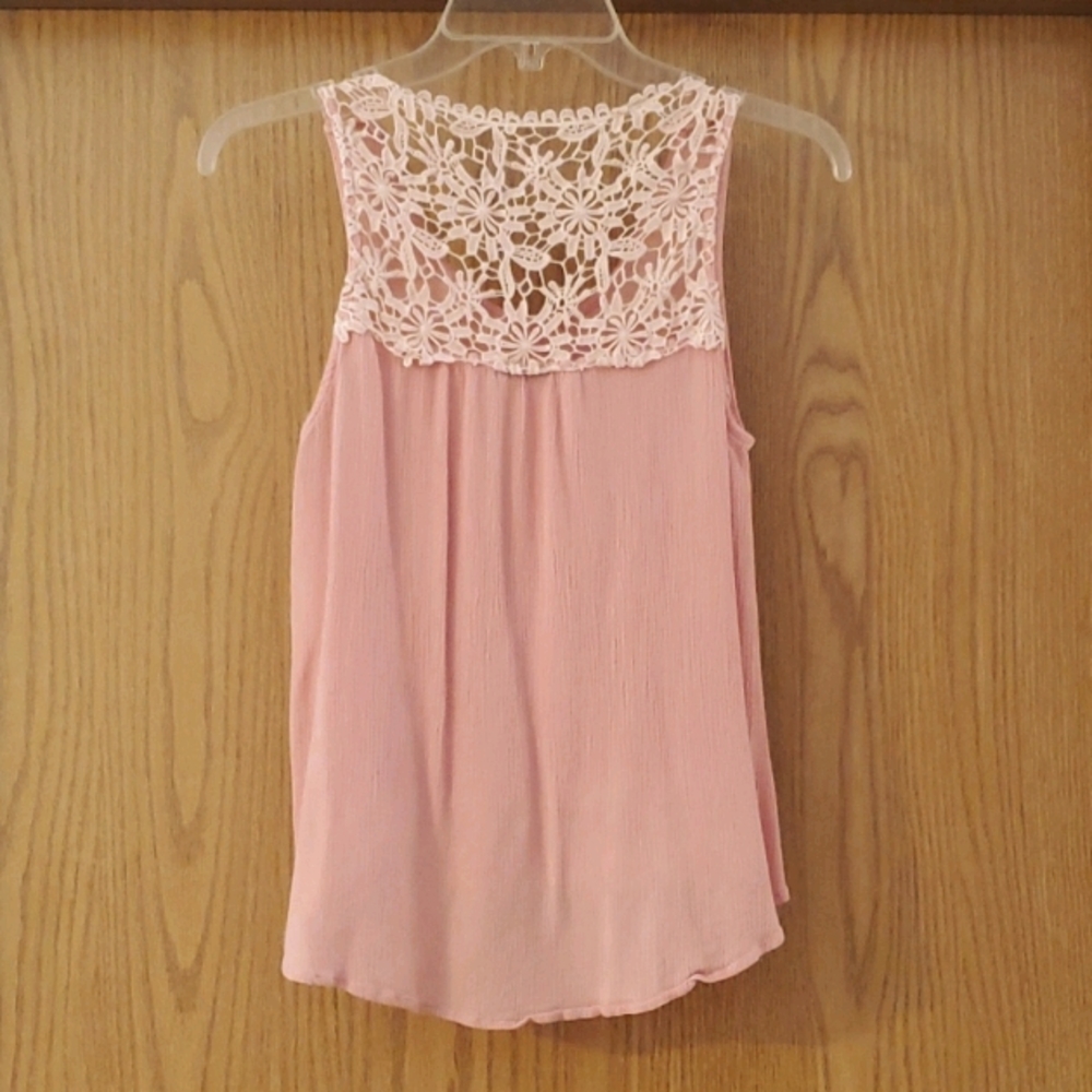 Hi-Lo Tank Top - Picture 3 of 7